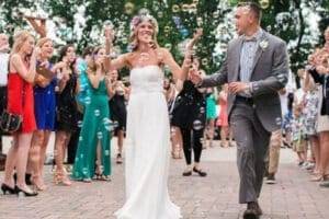 8 Advantages Of A Friday Night Wedding