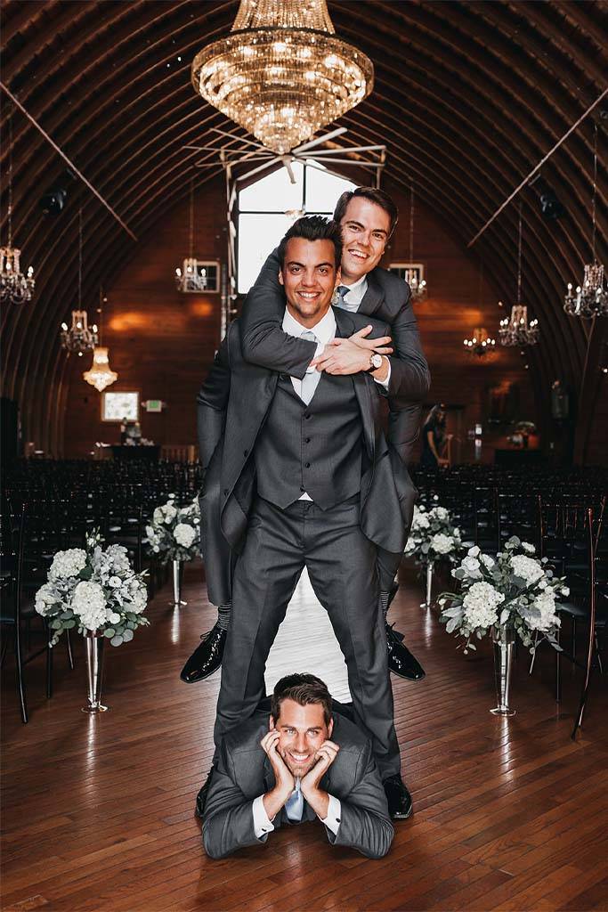 GALLERY VERT 0024 Mr MrsPrettyman 411