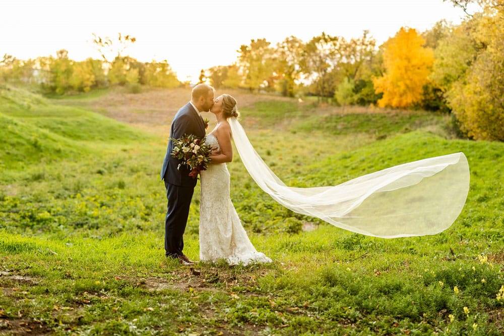 Rustic Romance Revival Why Barn Weddings are Trendy Again Kacey Wyrick Photography