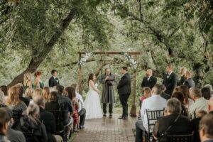 How to Choose the Perfect Outdoor Wedding Venue in Minneapolis (with Indoor Backup)